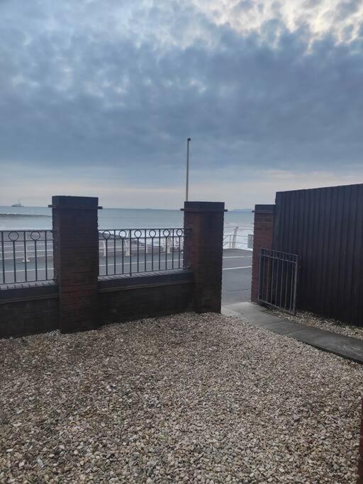 Shoreline Seaside Holiday Home Aberavon Beach Port Talbot Εξωτερικό φωτογραφία