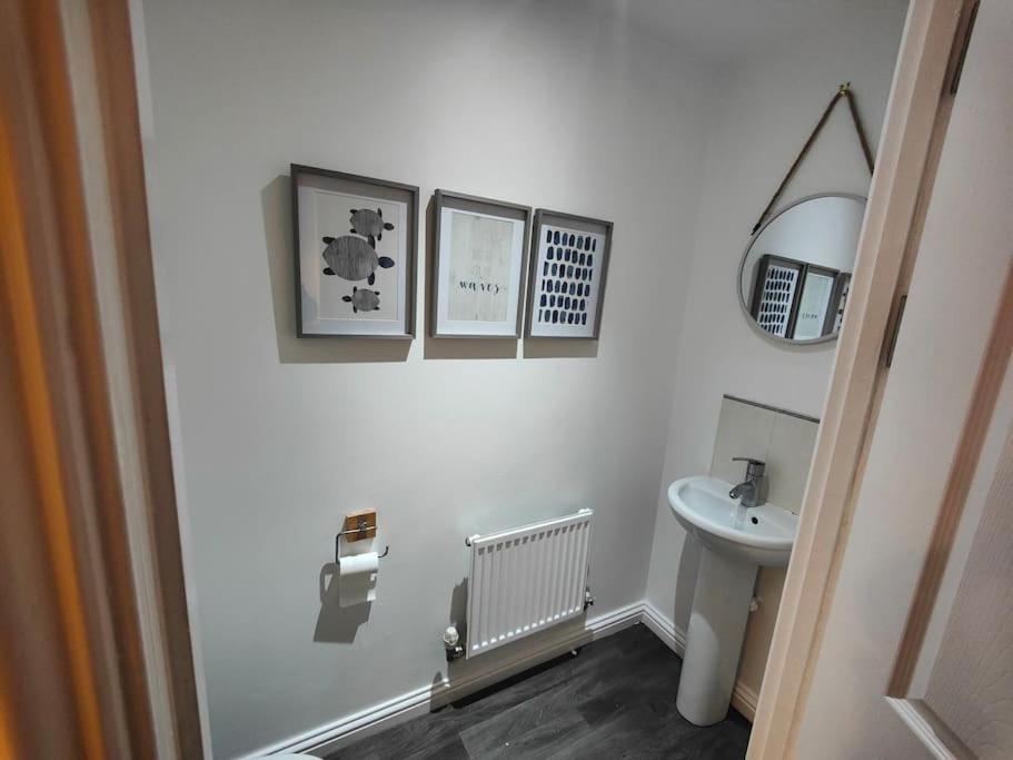 Shoreline Seaside Holiday Home Aberavon Beach Port Talbot Εξωτερικό φωτογραφία